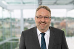 Dr. Matthias Schröder Dr. Matthias Schröder