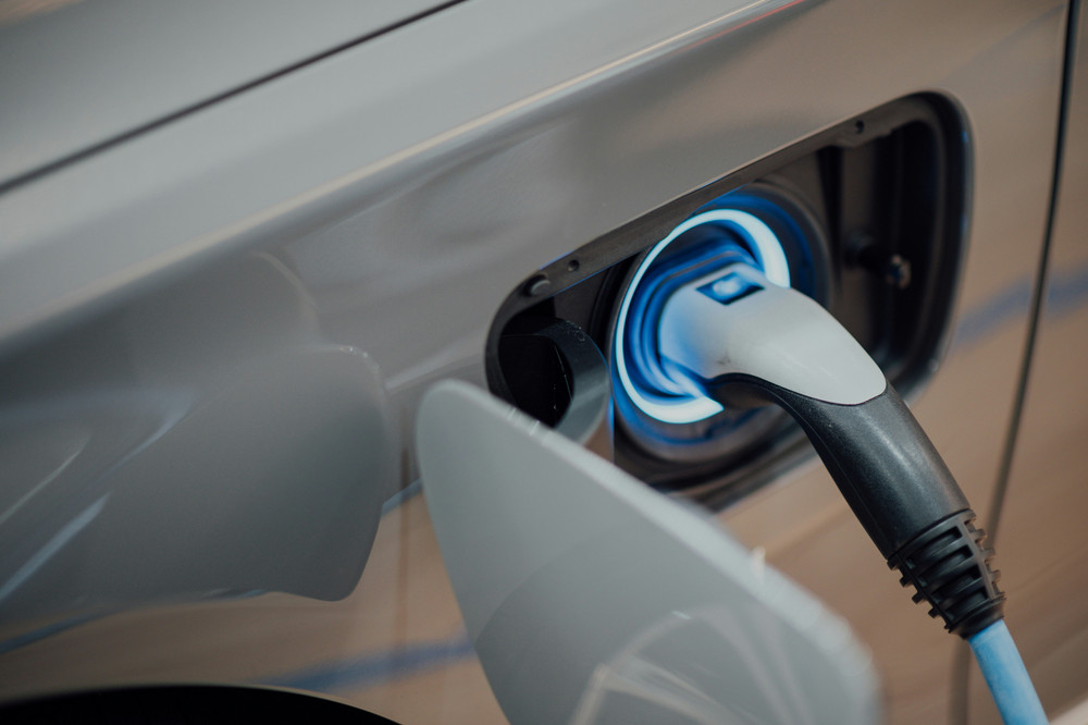 Ausbau der öffentlichen Ladeinfrastruktur für Elektrofahrzeuge (Teil 2: Vergaberecht) Ausbau der öffentlichen Ladeinfrastruktur für Elektrofahrzeuge (Teil 2: Vergaberecht)